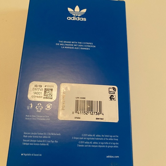 iPhone 11 Pro Max Adidas Case - Picture 5 of 5